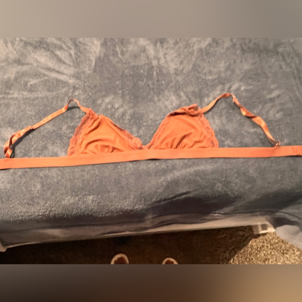 Danskin Coral Lace Bralette